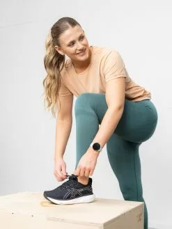 ATHLECIA Lizzy Slub Tee -Lee Butikk k ea ea201291 1094 230215 fs 4